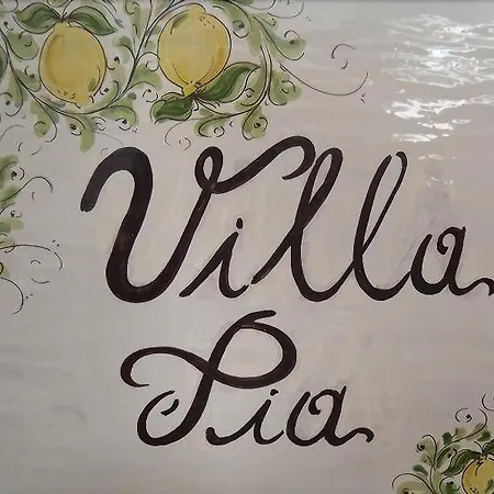 Pia 4*