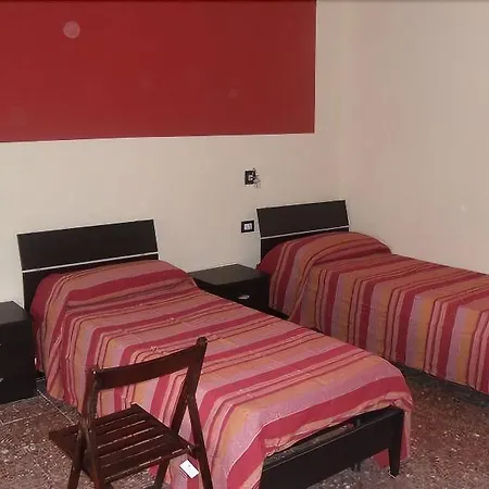 Pia 4* سيراكوزا