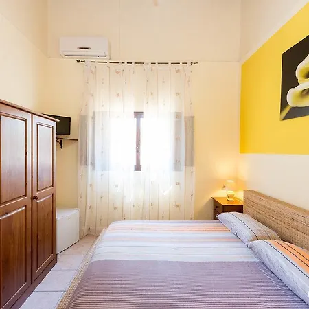 Pia 4* سيراكوزا