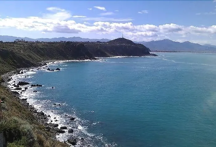 Pia לינה וארוחת בוקר סירקוזה