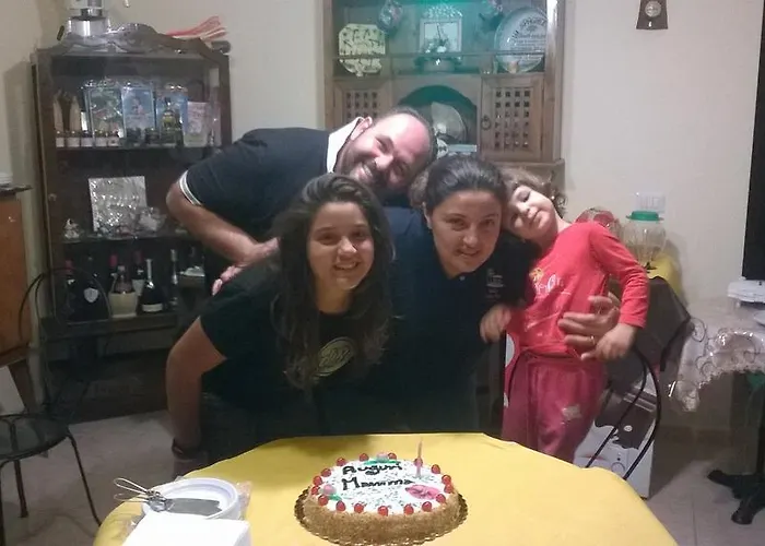 Pia לינה וארוחת בוקר 4*